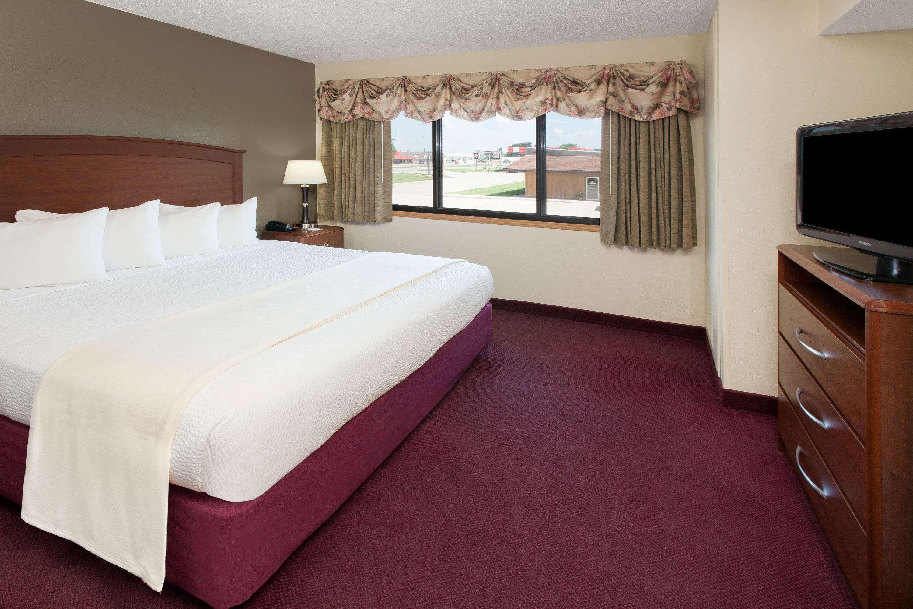 Americinn By Wyndham Iowa Falls Buitenkant foto